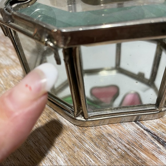 Vintage Glass Floral trinket box - Picture 7 of 11